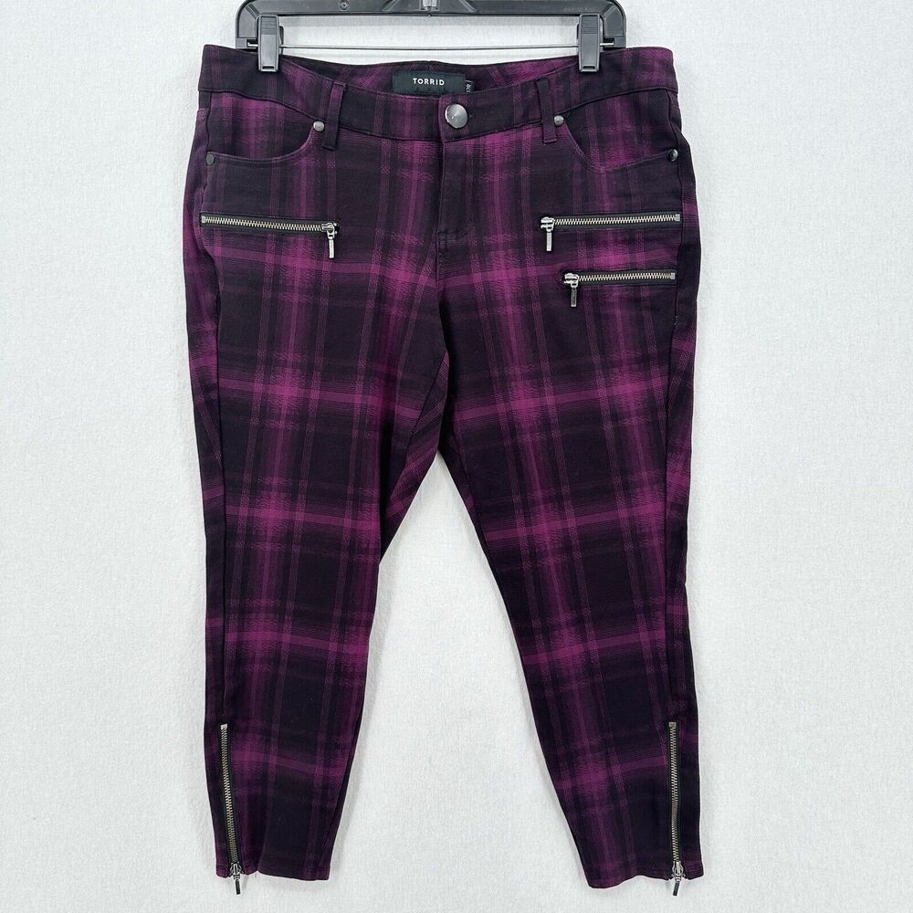 Torrid Pants 12 Skinny Capri Crop Purple Plaid Zipper Hem Punk Goth Emo Skater